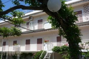 Juli Apartments_accommodation_in_Apartment_Macedonia_Halkidiki_Nea Potidea