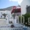 Villa Ostria_best prices_in_Villa_Cyclades Islands_Sandorini_kamari