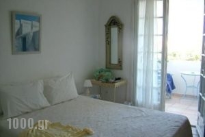 Sweet Tweet_accommodation_in_Hotel_Cyclades Islands_Sandorini_Perissa