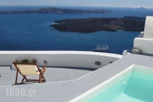 Irida_accommodation_in_Hotel_Cyclades Islands_Sandorini_Imerovigli