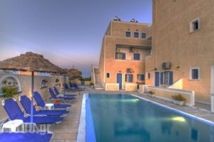 Azalea Studios & Apartments_best prices_in_Apartment_Cyclades Islands_Sandorini_kamari