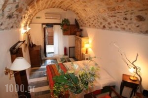 Dorovinis Monemvasia Castlehouses_best deals_Hotel_Peloponesse_Lakonia_Monemvasia