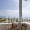 Acropole Sunrise_best deals_Hotel_Cyclades Islands_Sandorini_Perissa