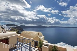 Lucky Homes - Oia_travel_packages_in_Cyclades Islands_Sandorini_Sandorini Rest Areas