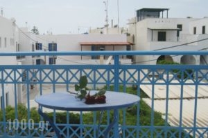 Very-Kokkos Pension 2_best prices_in_Hotel_Cyclades Islands_Naxos_Naxos chora
