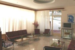 Hotel Karyatides_holidays_in_Hotel_PiraeusIslands - Trizonia_Aigina_Aigina Chora