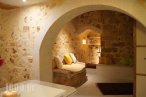Giotas Studio Chania_accommodation_in_Hotel_Crete_Chania_Chania City