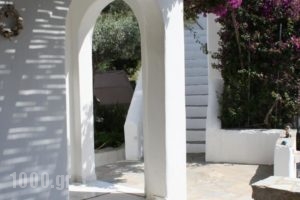 Studio Calypso_travel_packages_in_Cyclades Islands_Paros_Paros Chora