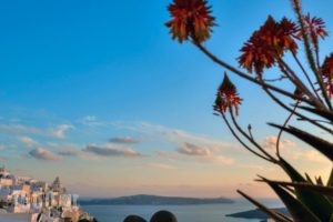 Fira White Residence_lowest prices_in_Hotel_Cyclades Islands_Sandorini_Sandorini Chora