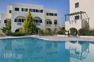 Golden Sun Studios and Apartments_best deals_Hotel_Cyclades Islands_Sandorini_kamari