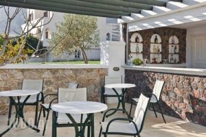 Golden Sun Studios and Apartments_holidays_in_Hotel_Cyclades Islands_Sandorini_kamari