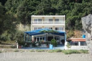 Albatross Rooms_accommodation_in_Apartment_Central Greece_Evia_Halkida