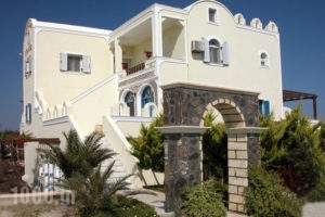 Marc Aggelos - Meteora Studios_best deals_Apartment_Cyclades Islands_Sandorini_Perissa