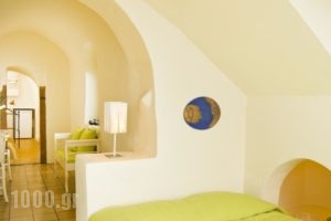 Enigma Apartments and Suites_travel_packages_in_Cyclades Islands_Sandorini_Sandorini Chora