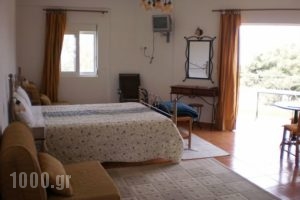 Kasimis Rooms_best prices_in_Apartment_Peloponesse_Messinia_Kyparisia